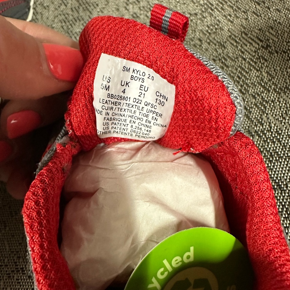 NWOT Stride Rite Kylo Grey & Red Baby Shoes 5M - Picture 4 of 4